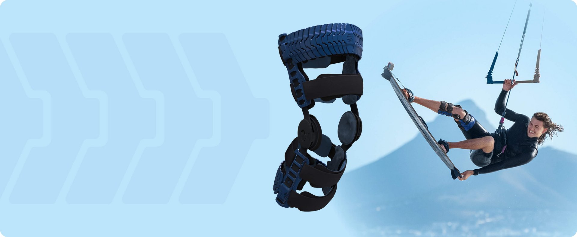 Banner mit dunkelblauem Hintergrund, Text ‚Secutec Genu Flex‘ und einer grafischen Darstellung einer Knieorthese (Stabilisator am Knie)